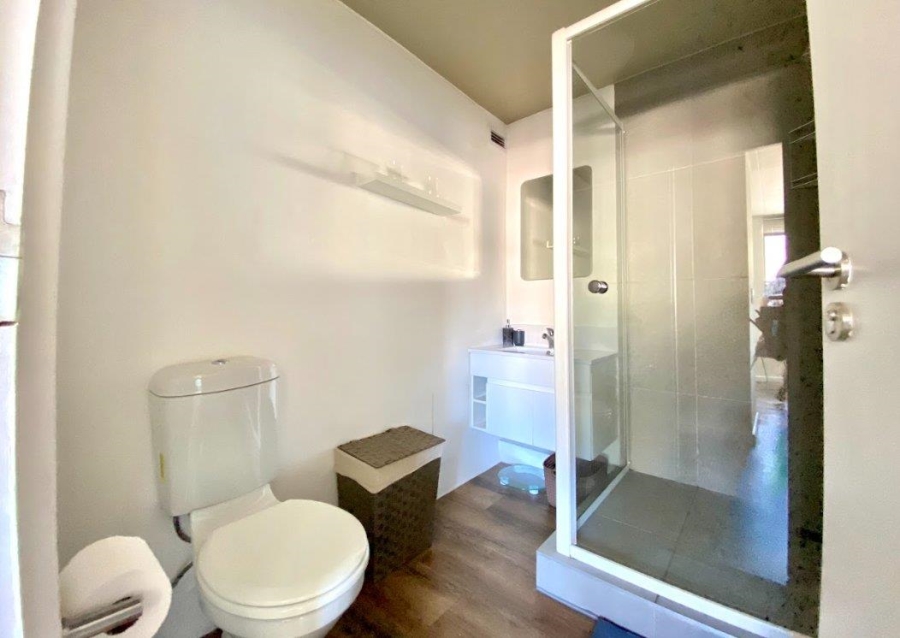 To Let 2 Bedroom Property for Rent in Observatory Western Cape